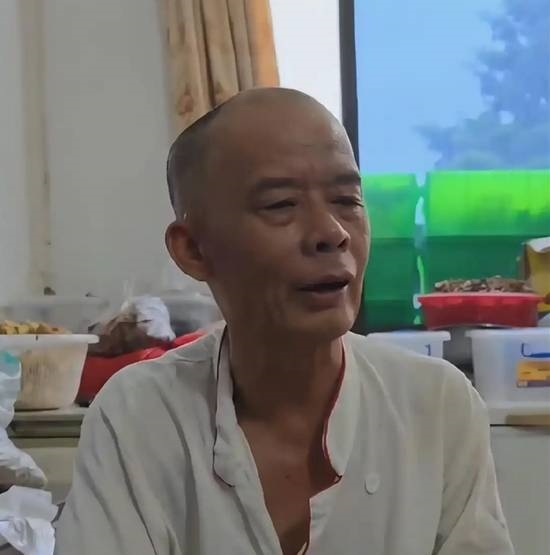 负债百万仍捐款十万！莫氏煲老板回应：以后赚到钱慢慢还