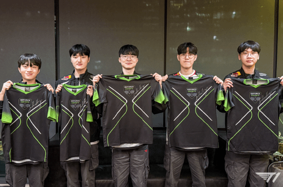 中国队BLG第一 力压韩国！拳头公布lol战队实力排行榜