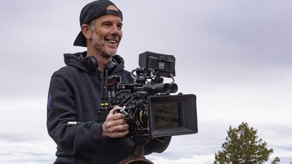 年货导演认为游戏玩家是可怜虫