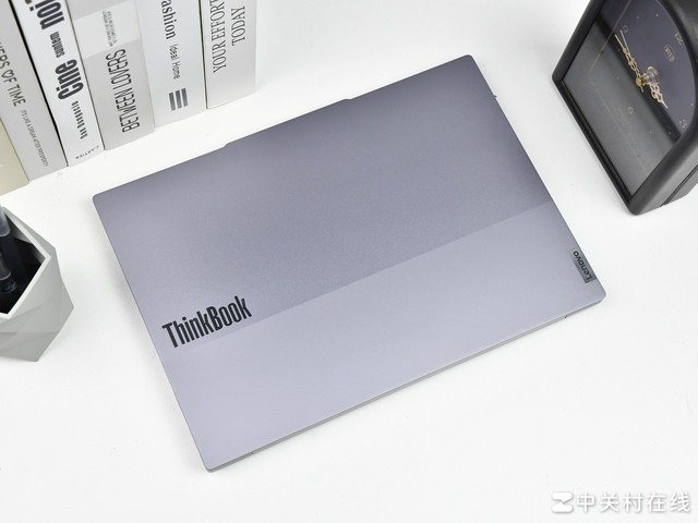 ThinkBook 14+ 2024 AI全能本屏幕