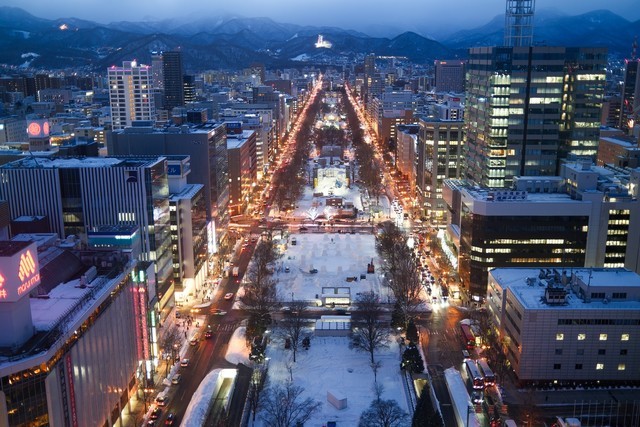 23mm焦段，1/5s快门，F2光圈，ISO 125