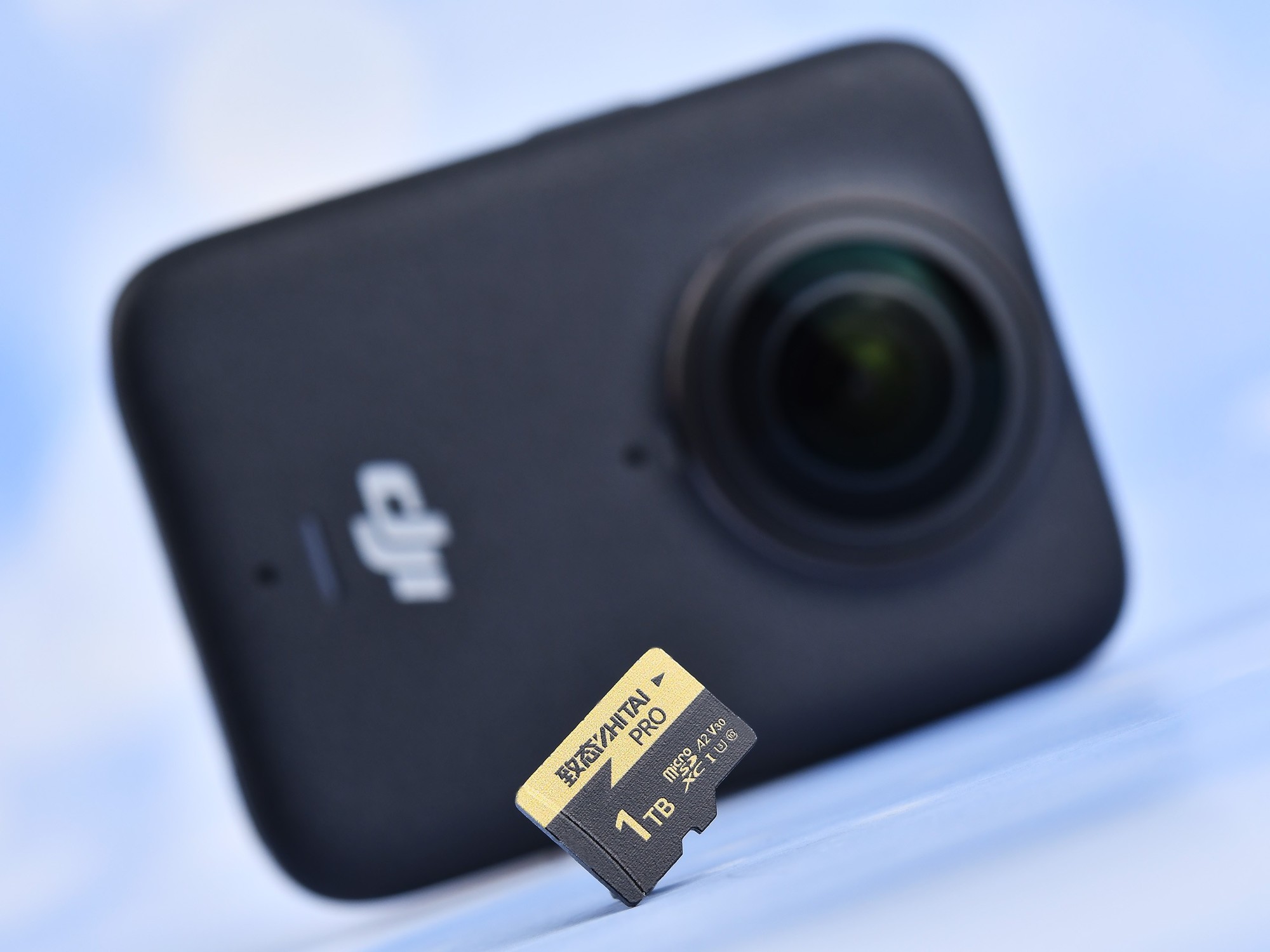 致态PRO专业高速存储卡