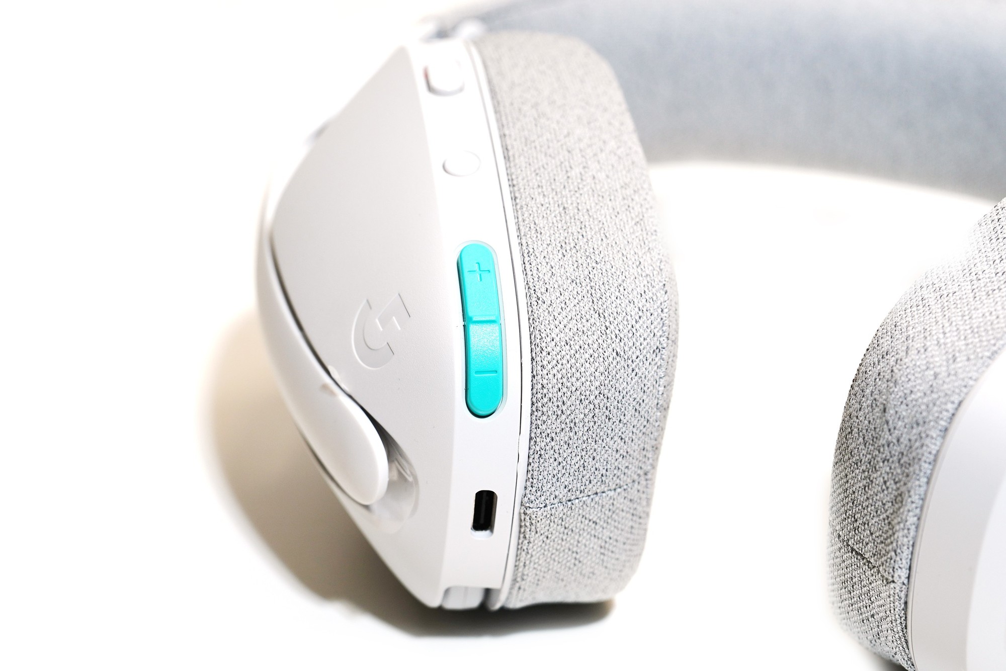 罗技G321耳机扬声单元拉伸