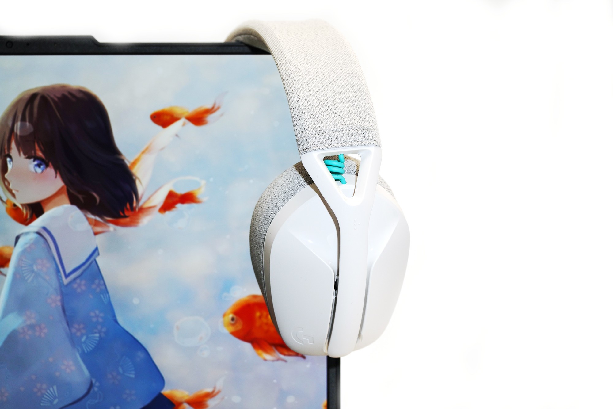 罗技G系列键鼠耳机三件套