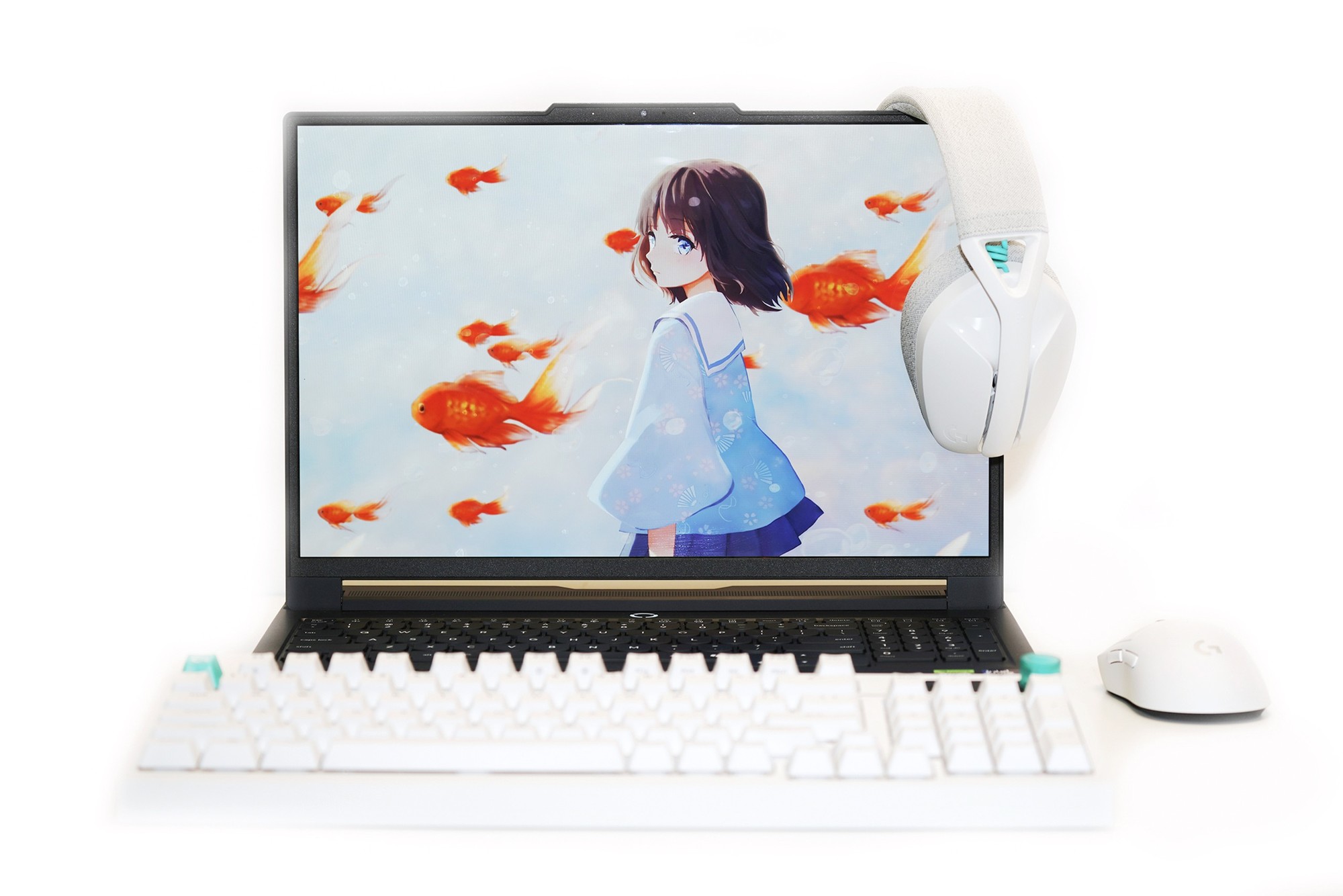 罗技G系列键鼠耳机三件套