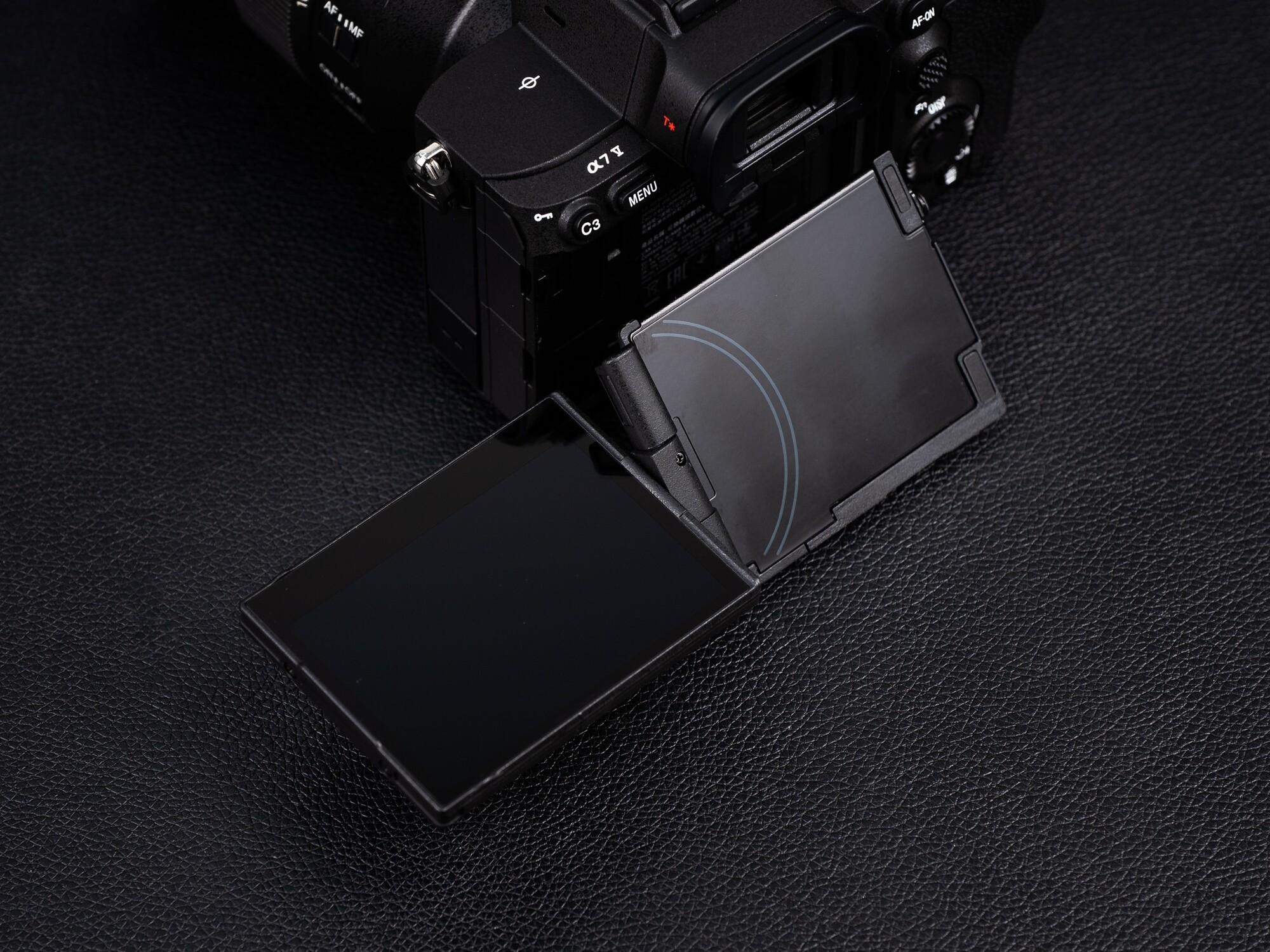 索尼Alpha 7 V四轴多角度翻折屏