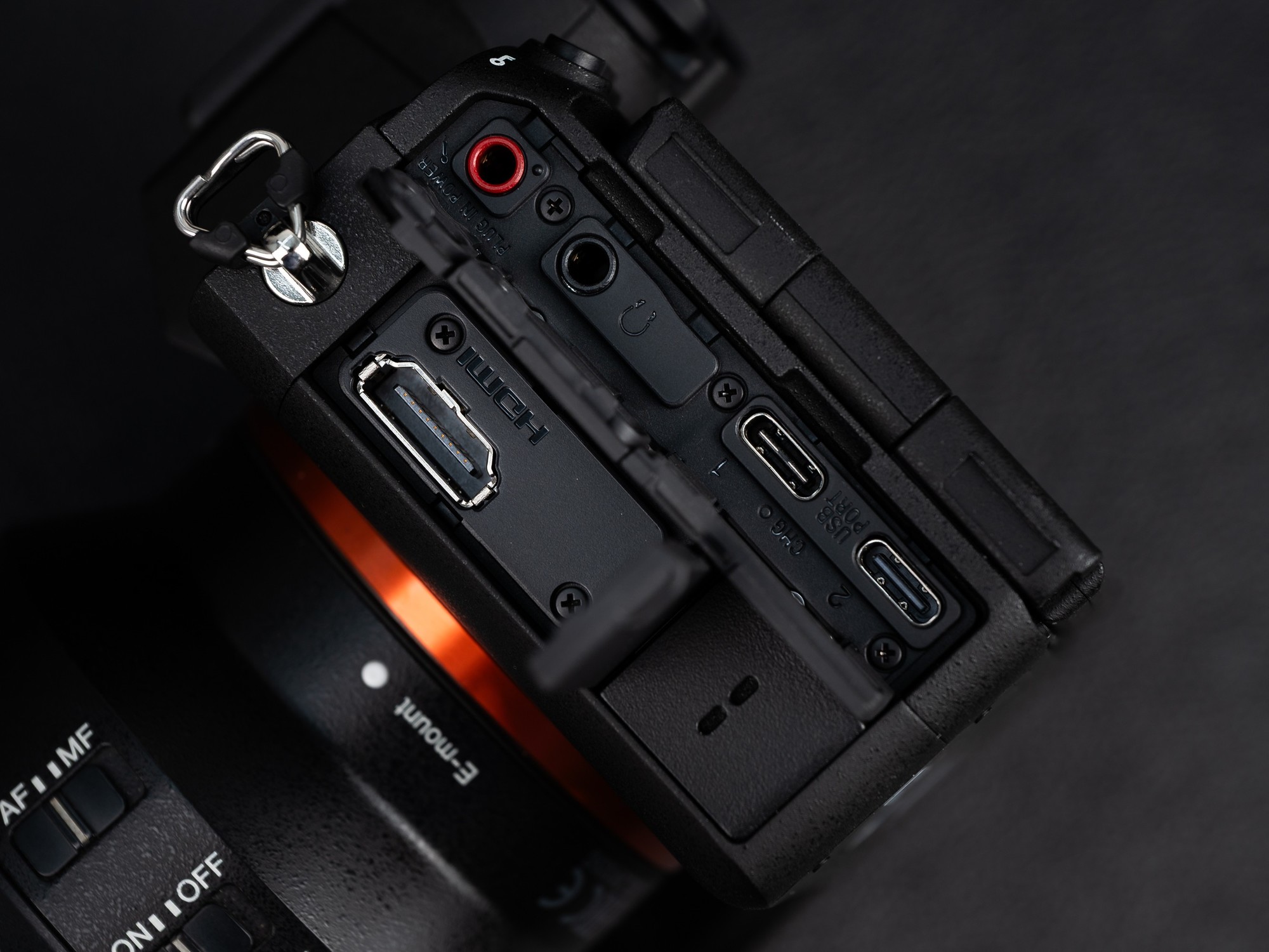 索尼Alpha 7 V接口特写