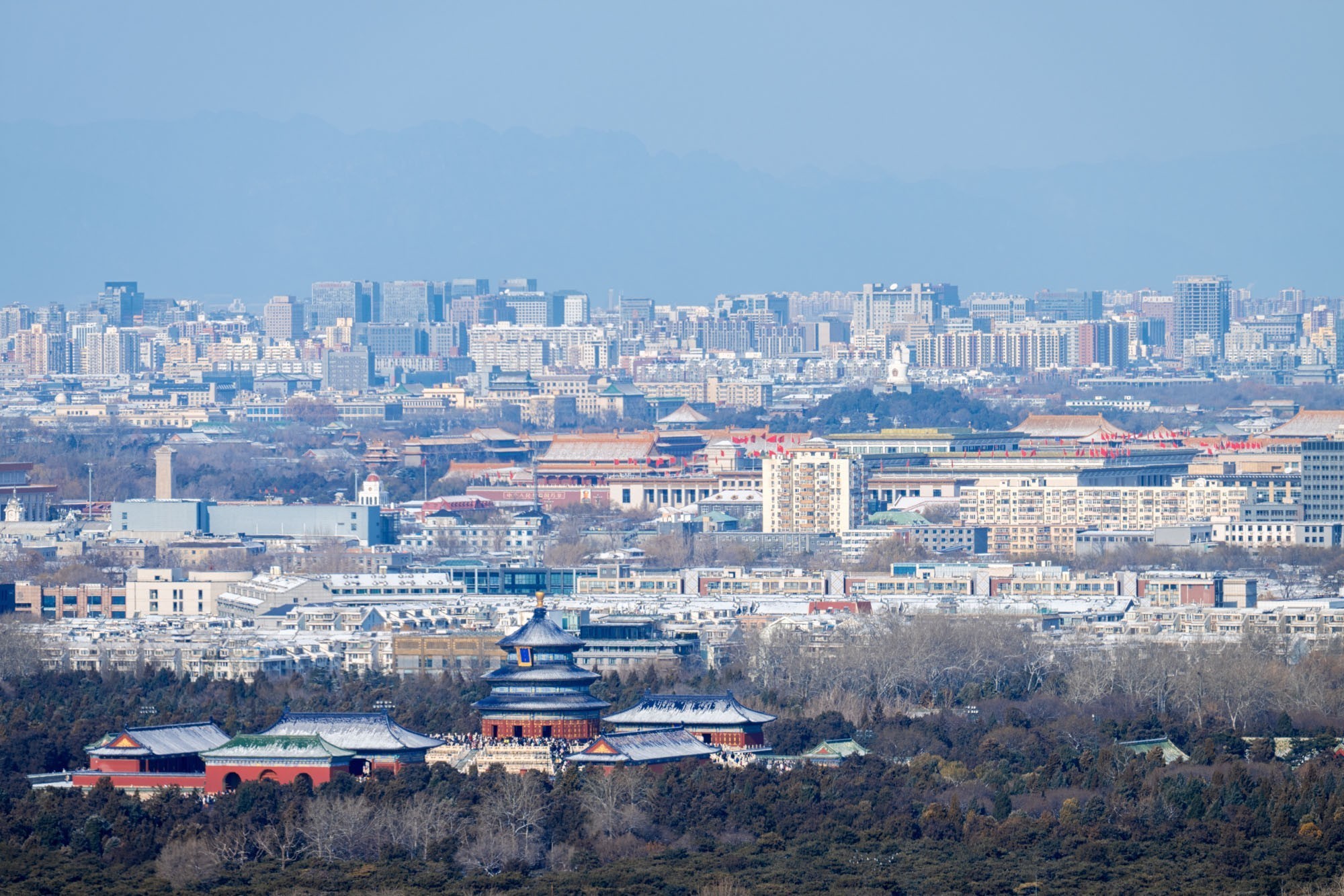 北京初雪风光摄影：远景雪后建筑