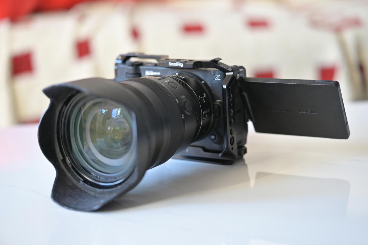尼康ZR 视频体验：一台有着专业电影机“基因”的“口袋机”
