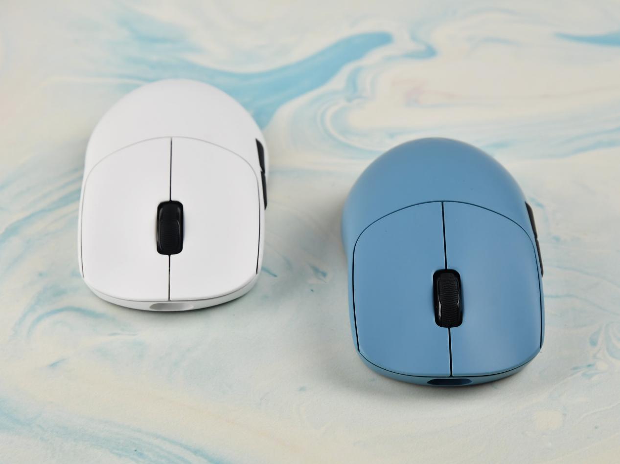 雷柏 VT0 双 8K 电竞鼠标 细节