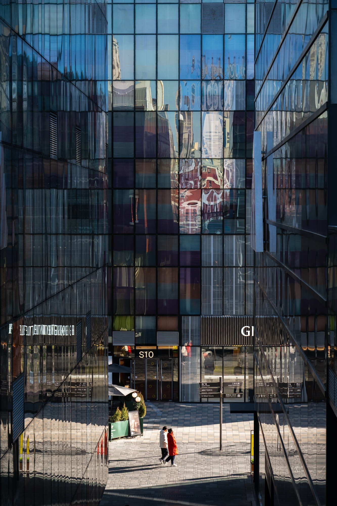 尼克尔 Z 24-105mm f/4-7.1镜头