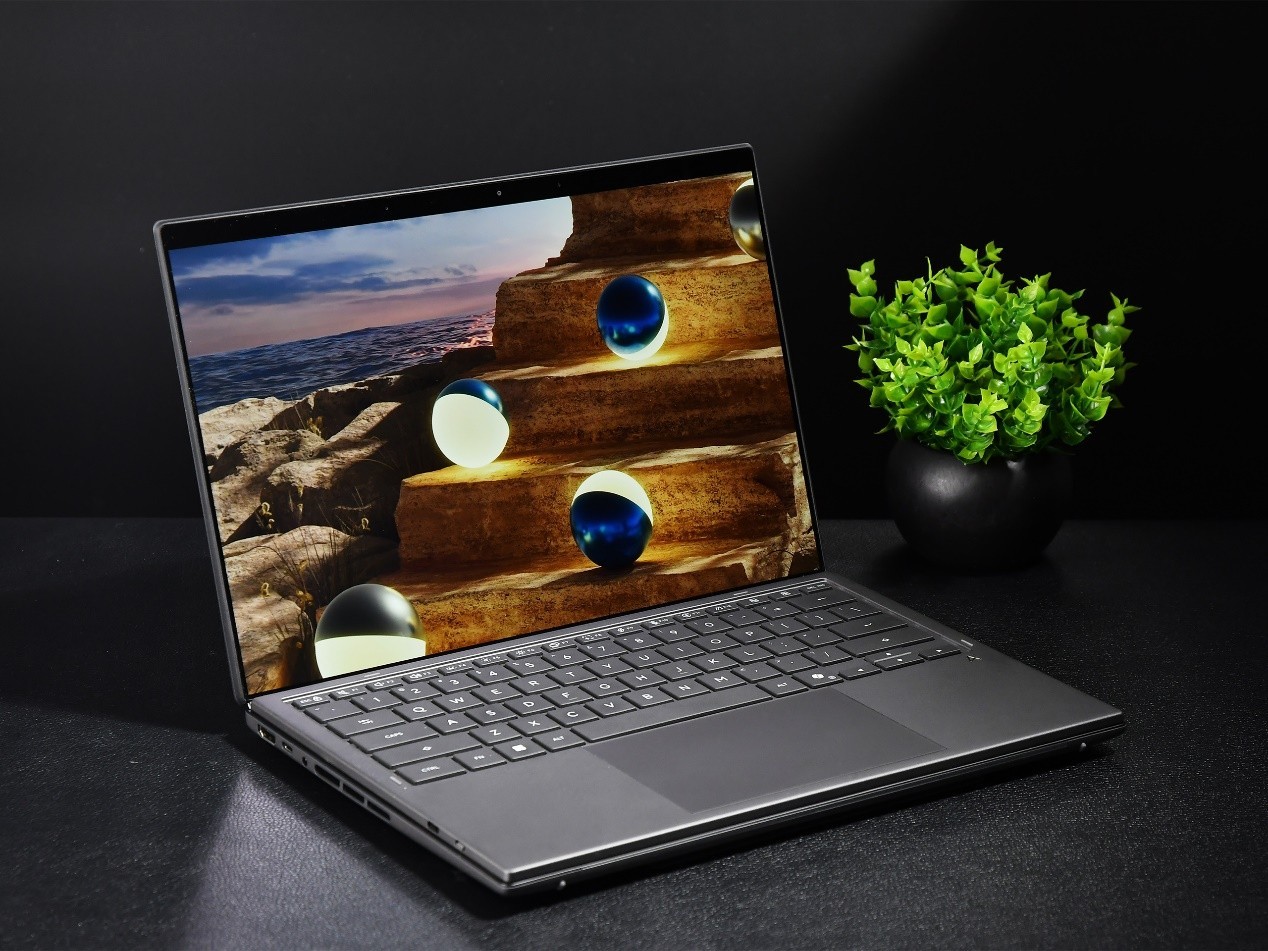 华硕灵耀14 双屏 2026 笔记本模式