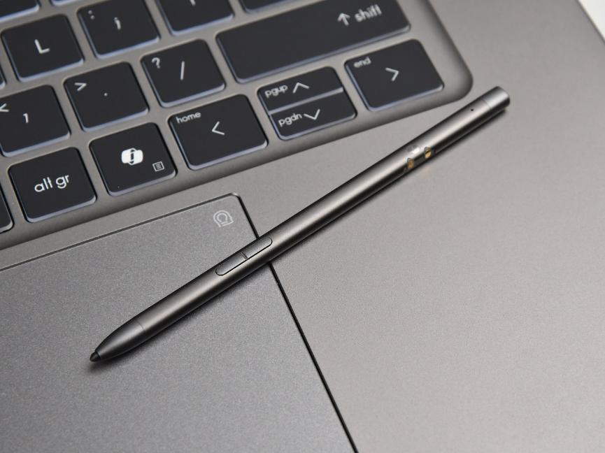 微星尊爵16 Flip AI+ 2026 触控笔细节