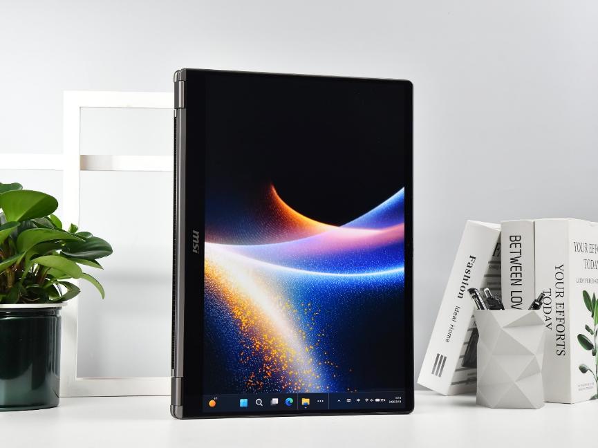 微星尊爵16 Flip AI+ 2026评测：翻转触屏解锁全能生产力