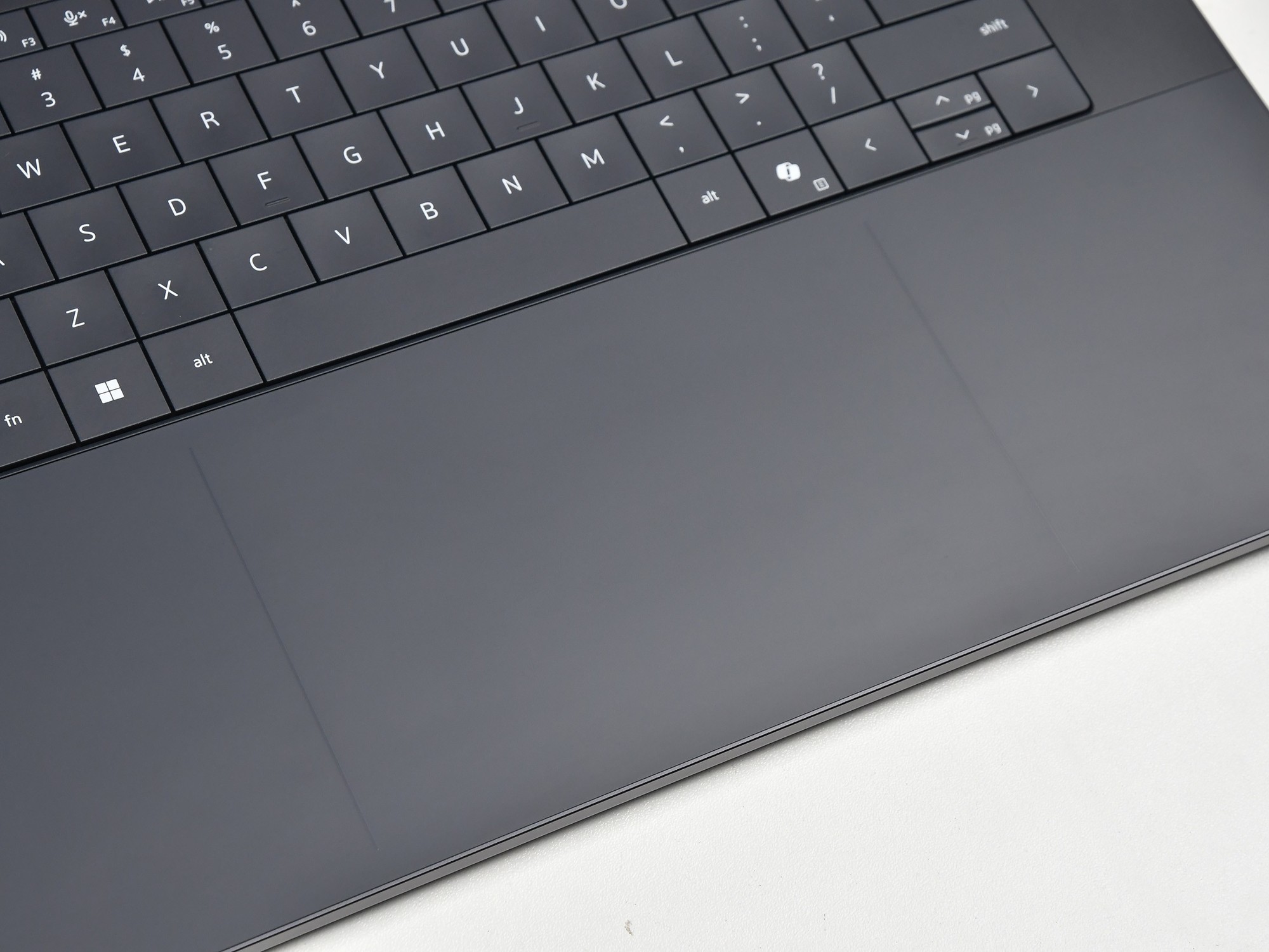 戴尔XPS 16 触控板展示