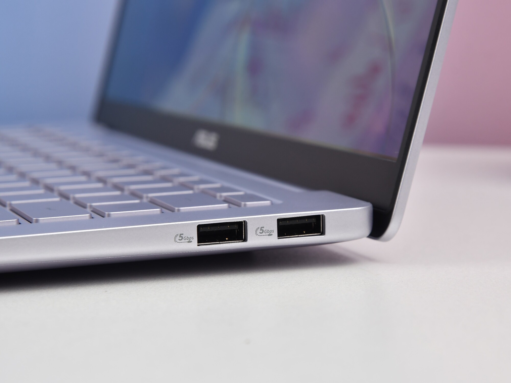 华硕a豆14 Air 2026 接口（右侧）