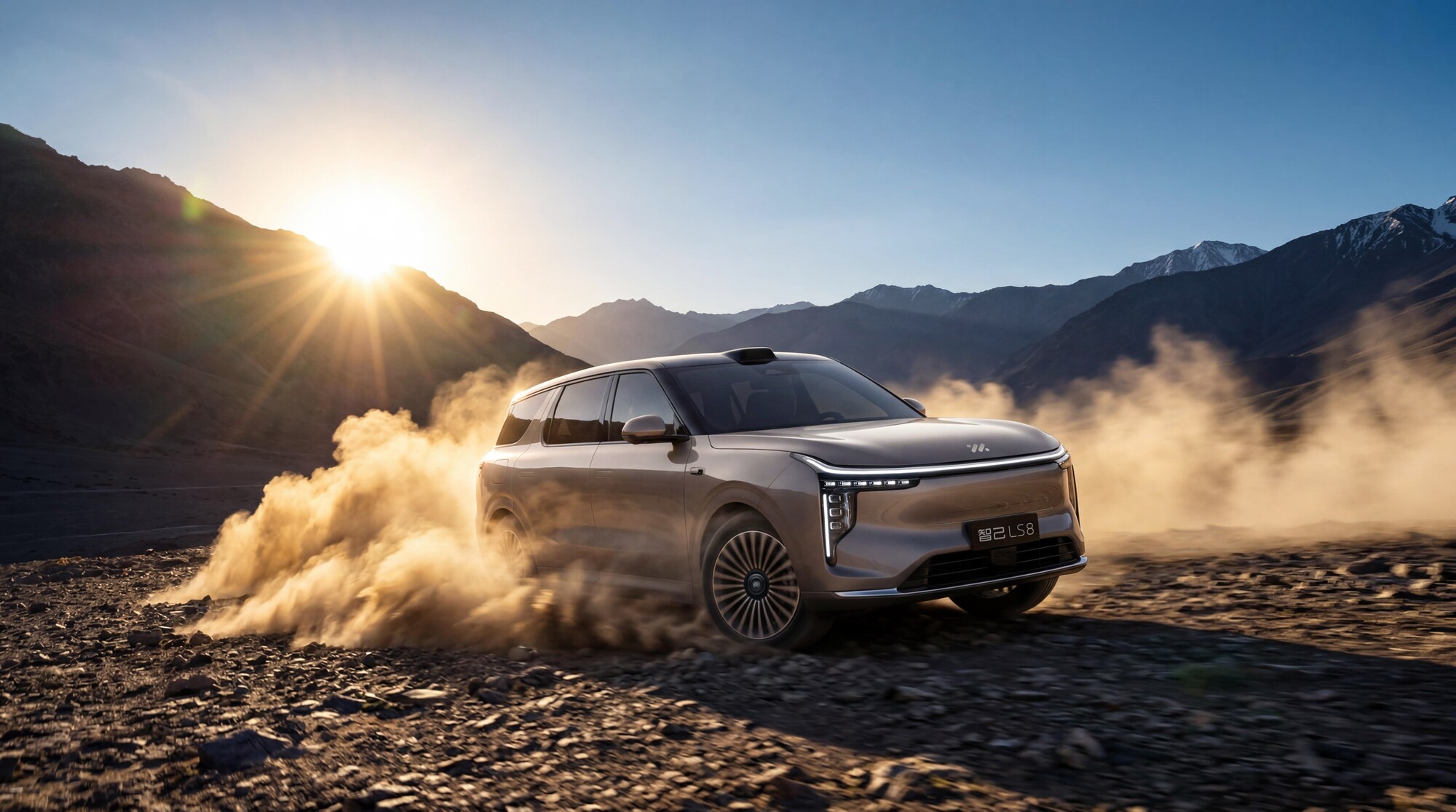 智己LS8侧面线条