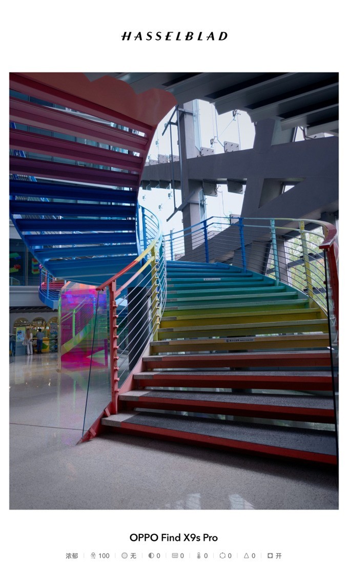 OPPO Find X9s Pro 浓郁胶片风格示例