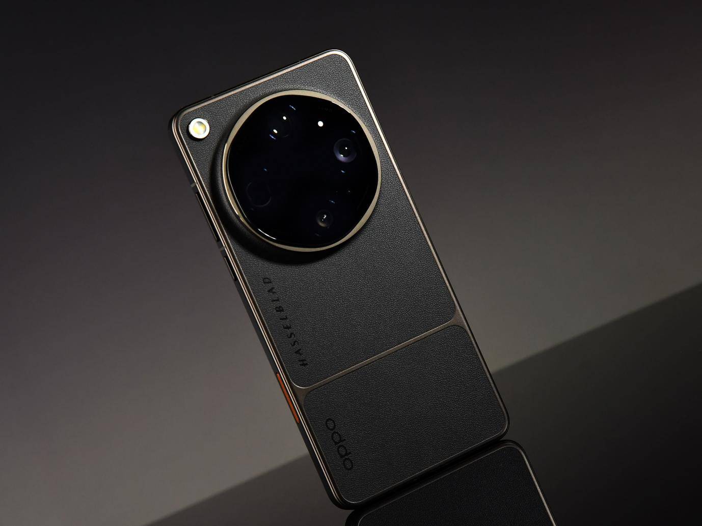 OPPO Find X9 Ultra 背部设计