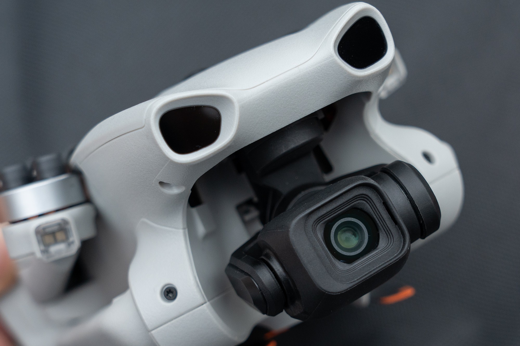 DJI Lito X1 镜头和避障雷达特写