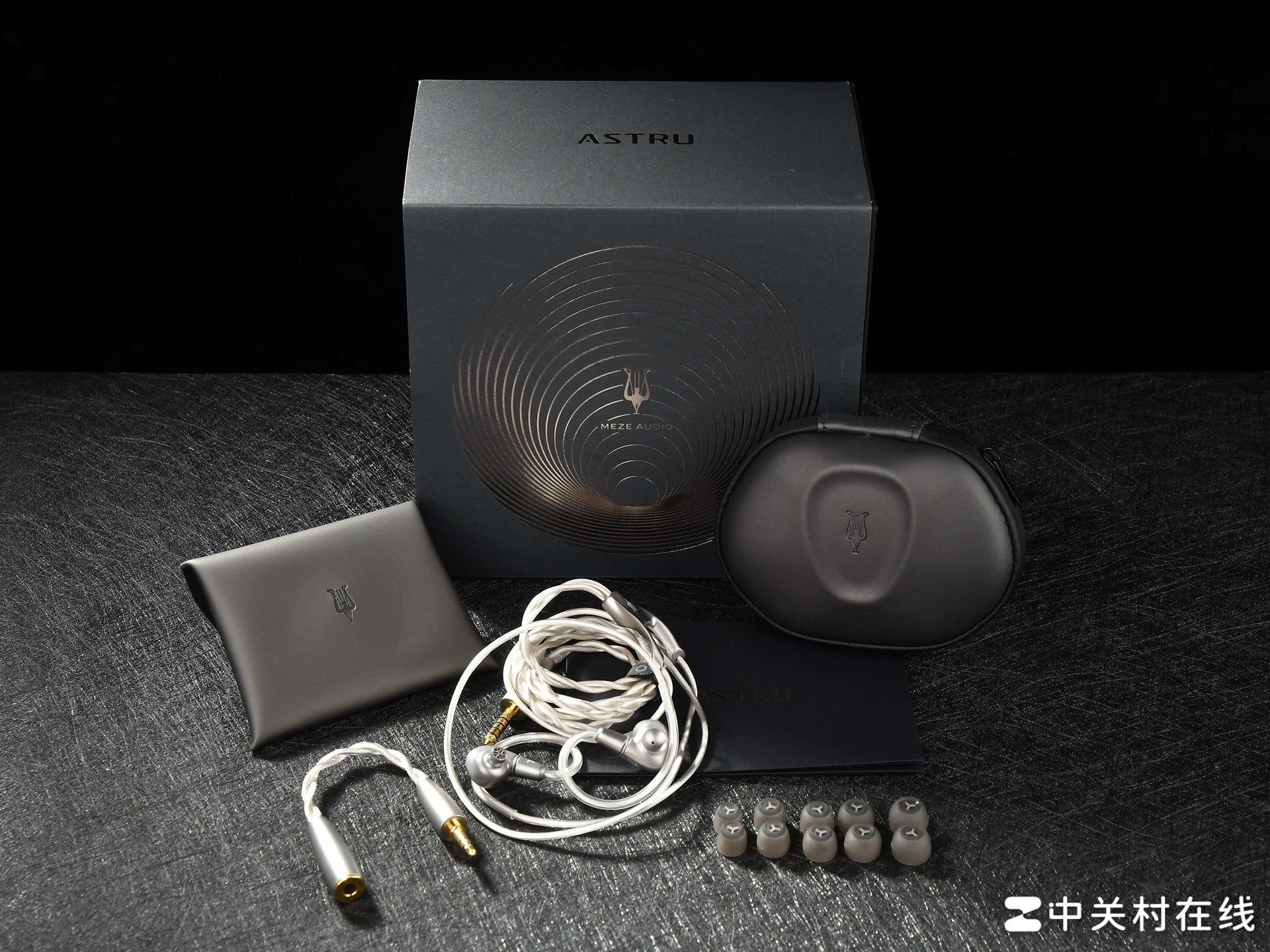 Meze Astru (阿兹朵) 佩戴展示