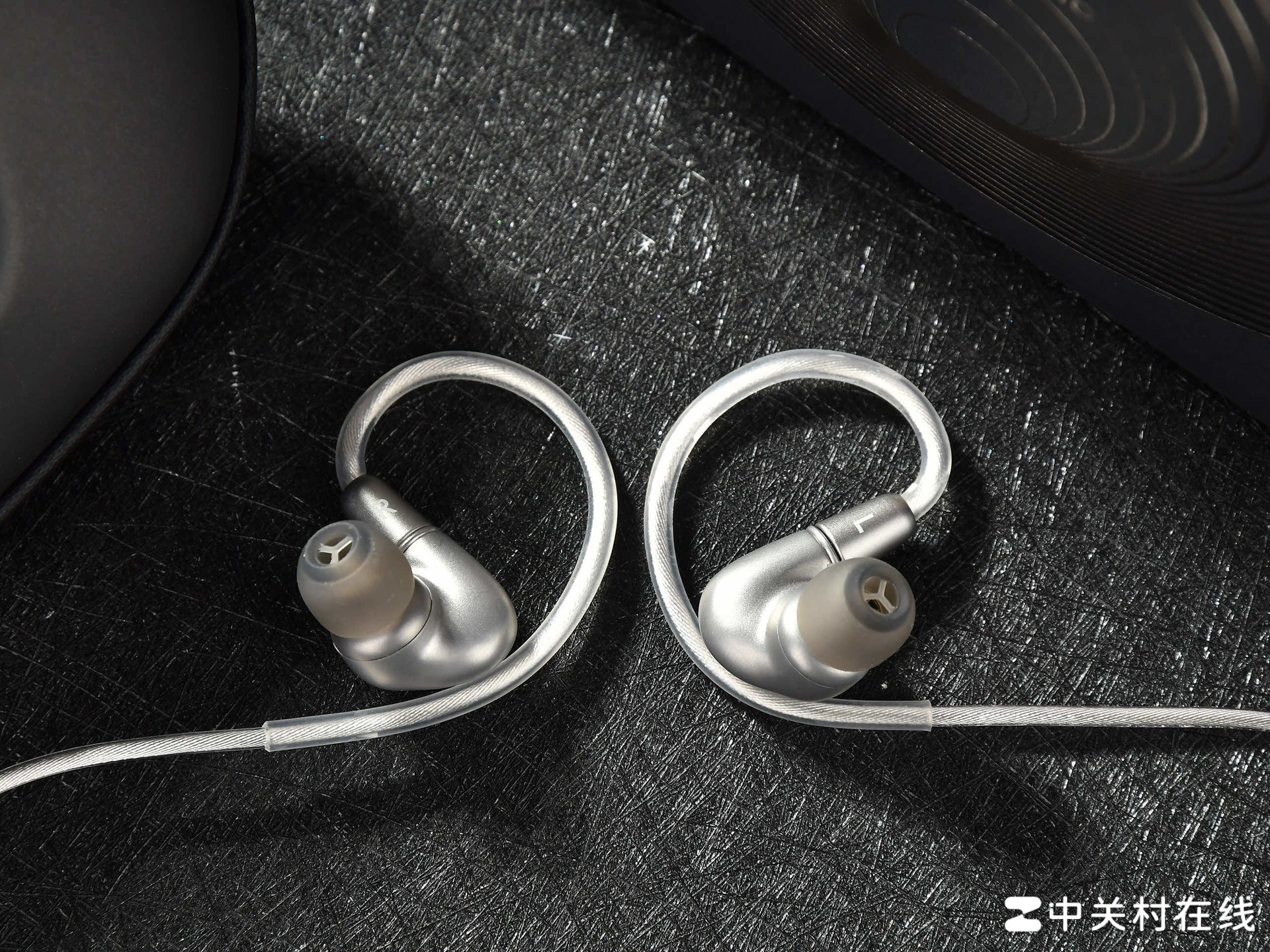 Meze Astru (阿兹朵) 泄压结构