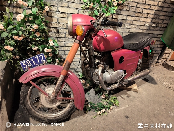 这就是华为最美影像旗舰！Pura 90 Pro上手