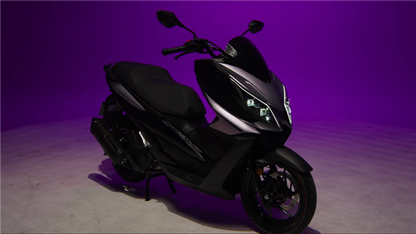 升仕又砸场子了！全铝框架运动踏板摩托150V上市：只卖11800元