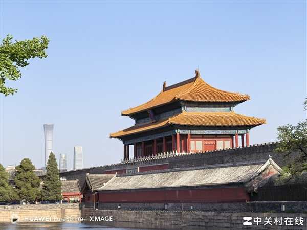 这就是华为最美影像旗舰！Pura 90 Pro上手