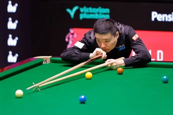 巅峰中国德比！赵心童战胜斯诺克老将丁俊晖