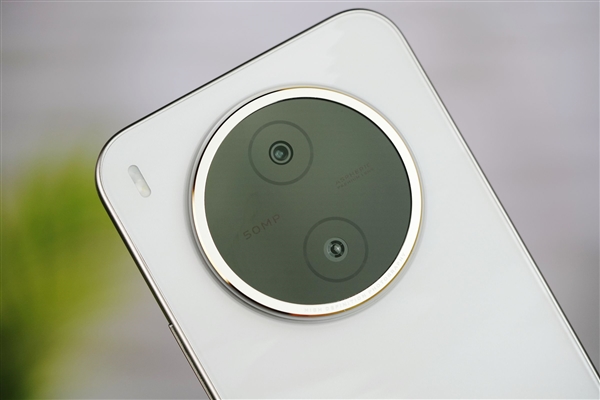 vivo首款万级大电池手机！vivo Y600 Pro图赏