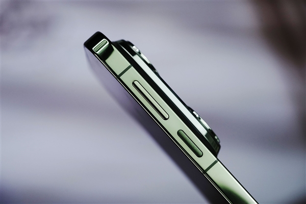 一眼沦陷翡翠湖！华为Pura 90 Pro Max图赏