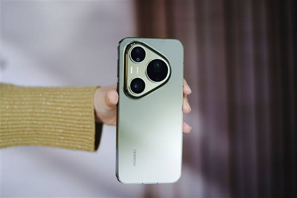 一眼沦陷翡翠湖！华为Pura 90 Pro Max图赏