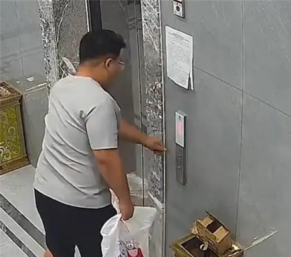 一个月加班19天！26岁设计师凌晨在办公室猝死：因打游戏不被认定工伤