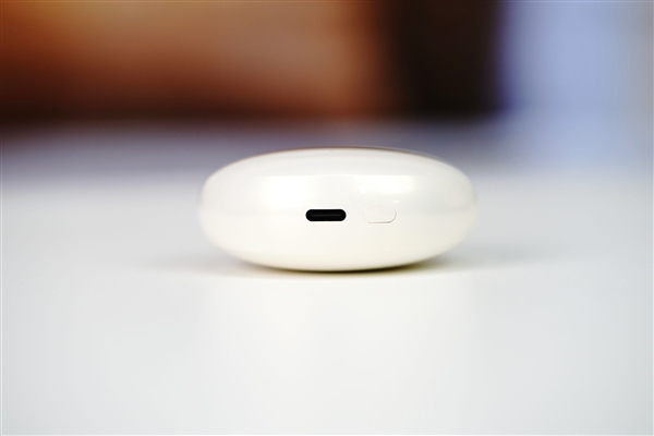 5.2g轻如耳环！OPPO Enco Clip2图赏