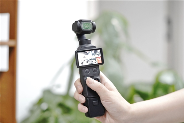 一英寸口袋云台相机！大疆Osmo Pocket 4图赏
