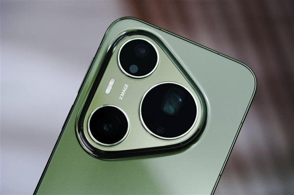 一眼沦陷翡翠湖！华为Pura 90 Pro Max图赏