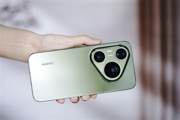 一眼沦陷翡翠湖！华为Pura 90 Pro Max图赏