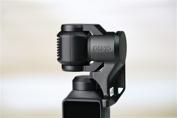 一英寸口袋云台相机！大疆Osmo Pocket 4图赏