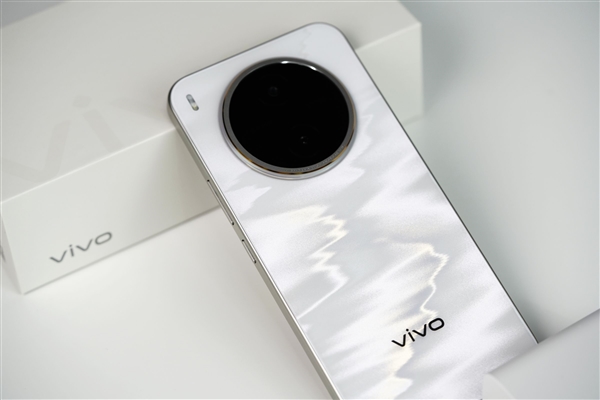vivo首款万级大电池手机！vivo Y600 Pro图赏
