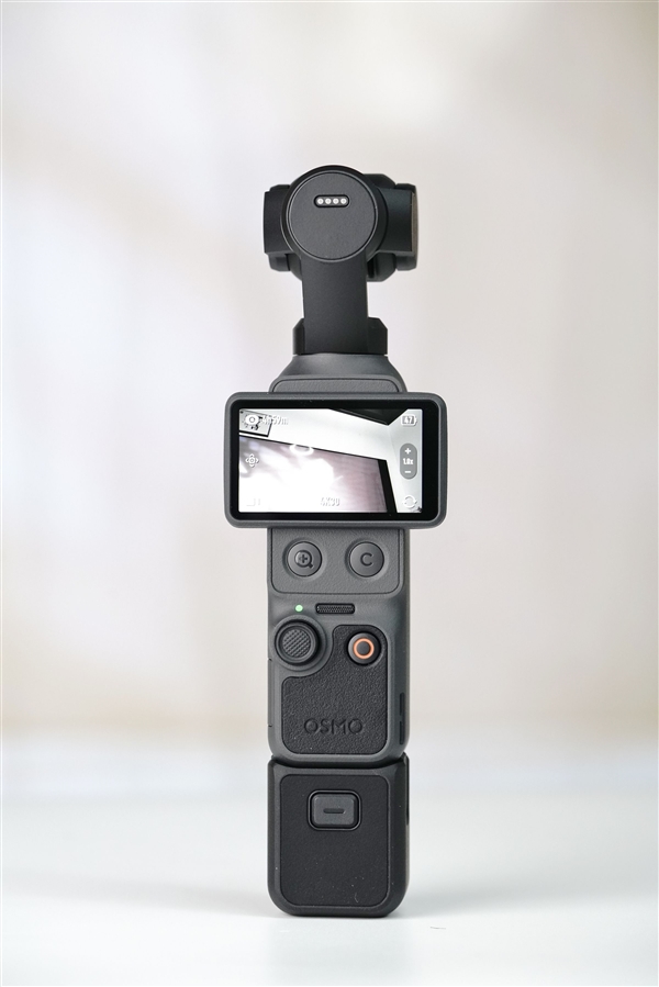一英寸口袋云台相机！大疆Osmo Pocket 4图赏