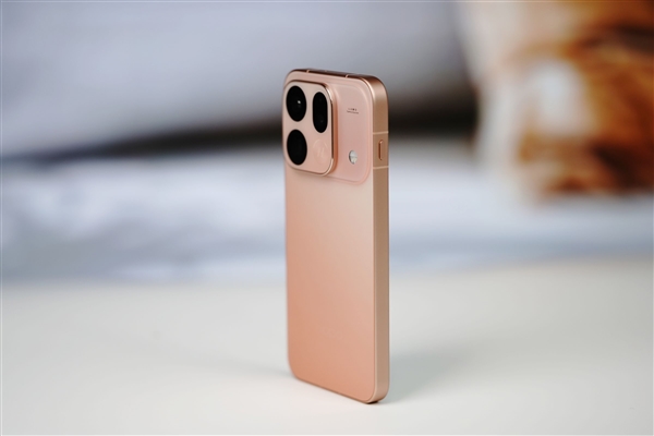 双2亿像素镜头旗舰！OPPO Find X9s Pro图赏