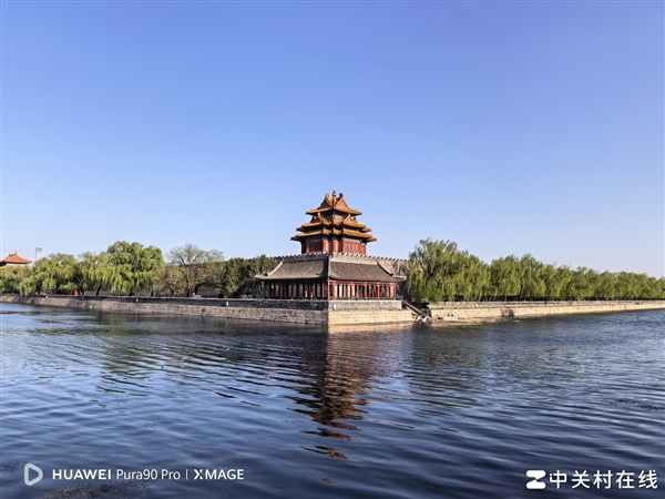 这就是华为最美影像旗舰！Pura 90 Pro上手