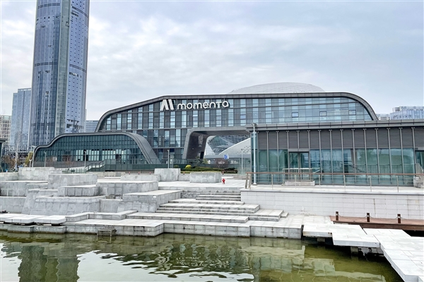 Momenta曹旭东：物理AI是大势所趋 一定要有现金流业务来支持研发