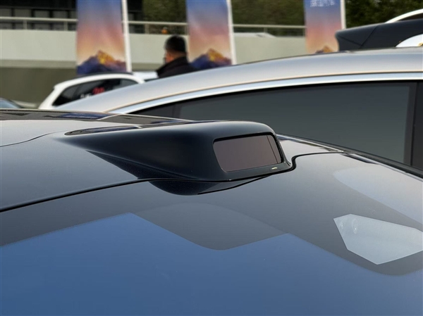 华为全家桶上车！启境GT7实车亮相：2.98秒破百的新一代智能猎装车