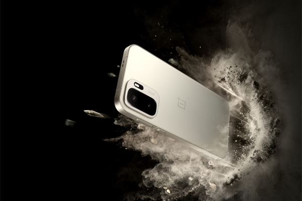 机圈最强游戏机！一图读懂一加Ace 6至尊版：2999元起