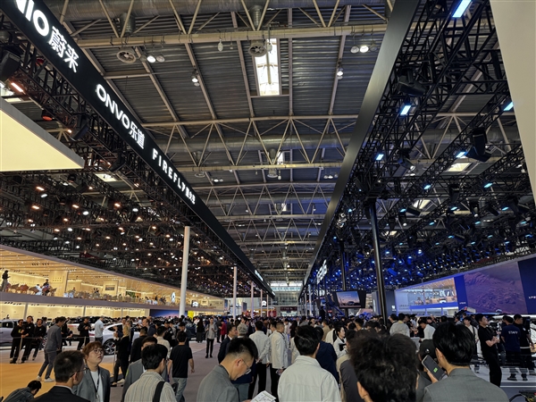 规模跃居全球首位！2026北京车展今日开幕：展车总数1451台