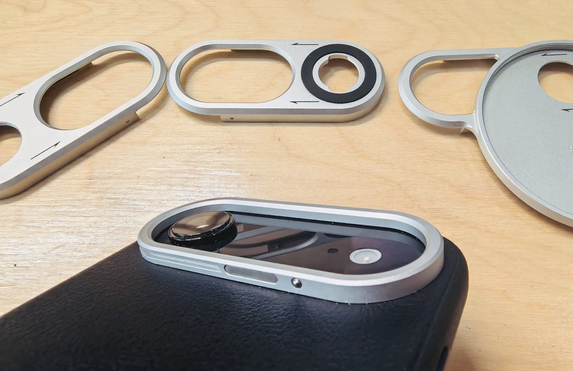 iPhone Air 手机壳镜头连接件特写