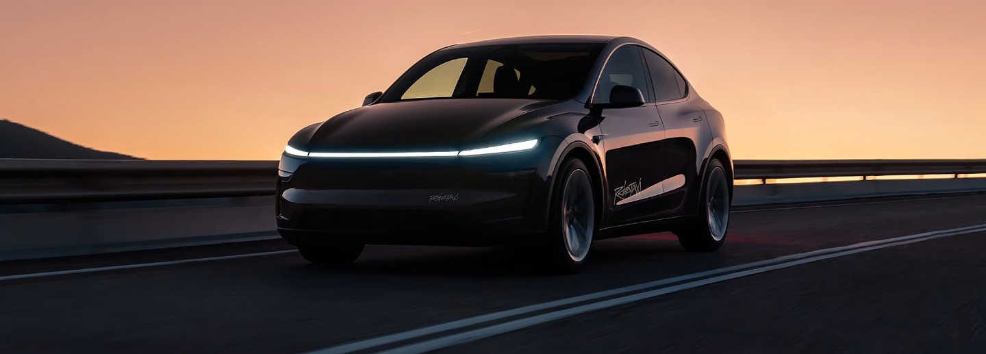 特斯拉 Robotaxi 夜间运营