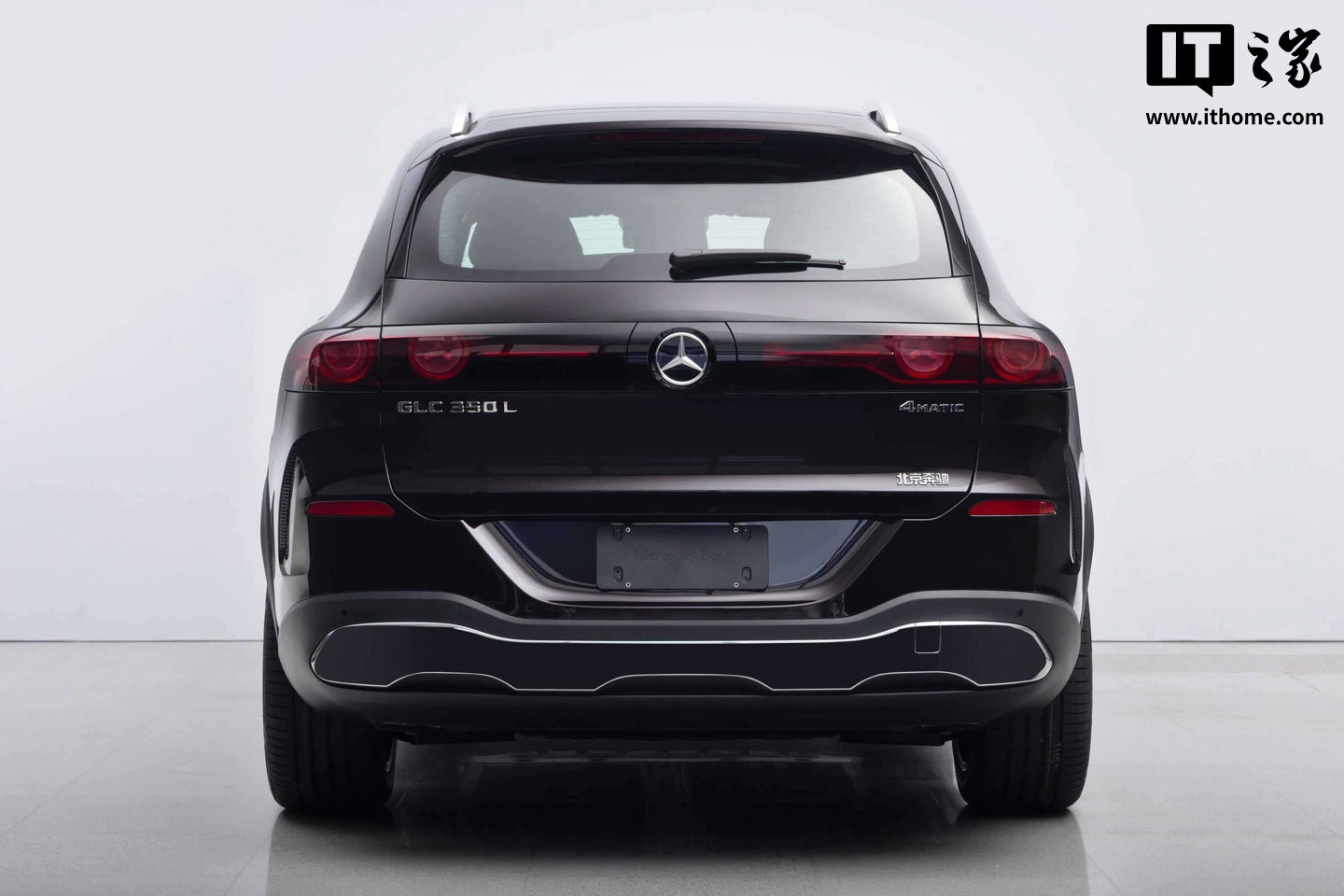 全新梅赛德斯-奔驰长轴距纯电 GLC SUV 外观细节